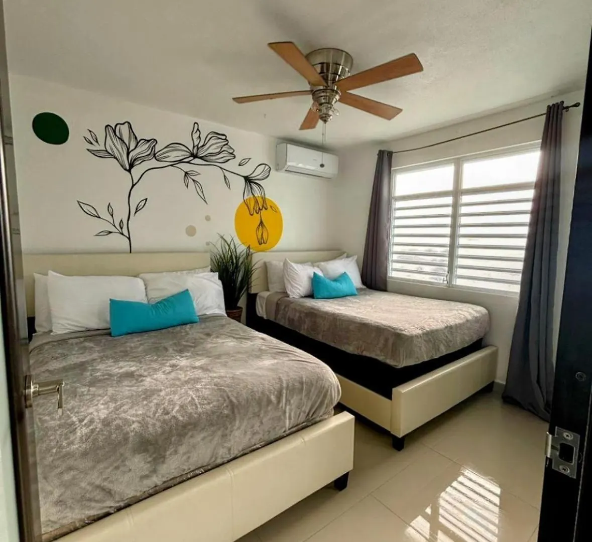 Hacienda M&B Perfect For Groups, With Pool And Spacious Patio Vega Baja