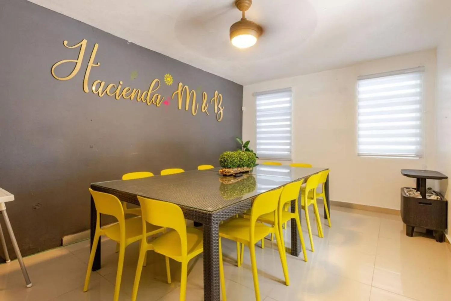 Hacienda M&B Perfect For Groups, With Pool And Spacious Patio Vega Baja
