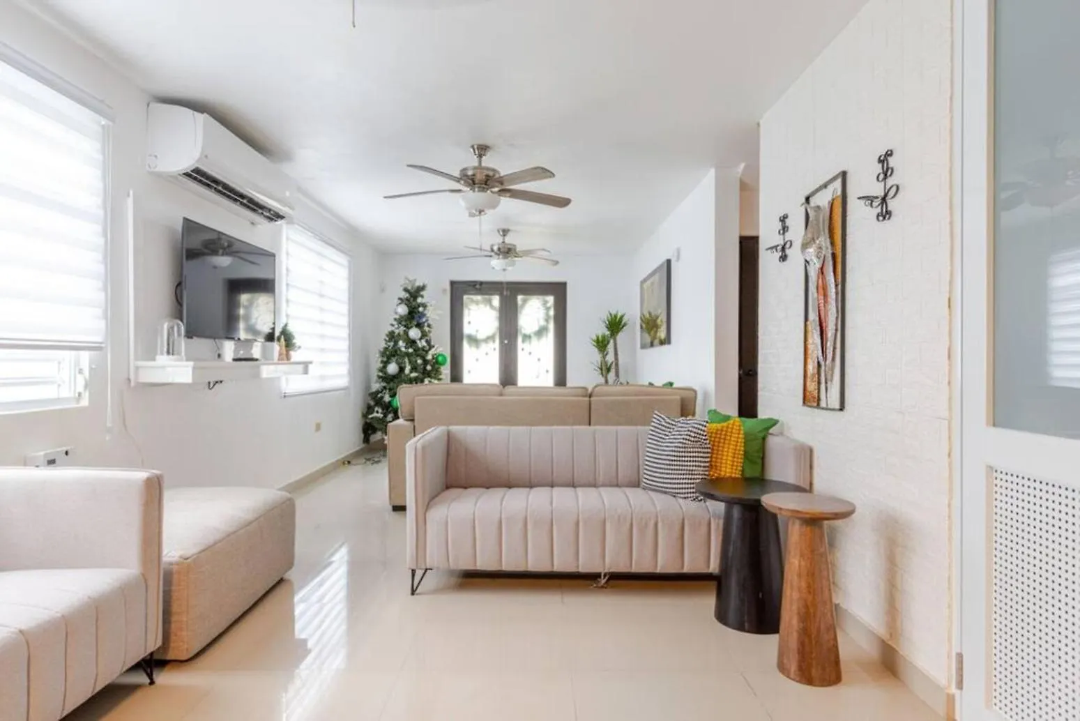 Hacienda M&B Perfect For Groups, With Pool And Spacious Patio Vega Baja Feriehus